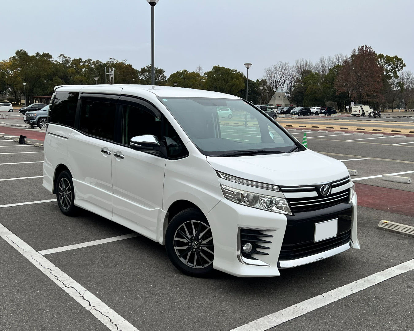 沖縄レンタカー セレナC26 ミニバン・1ボックス